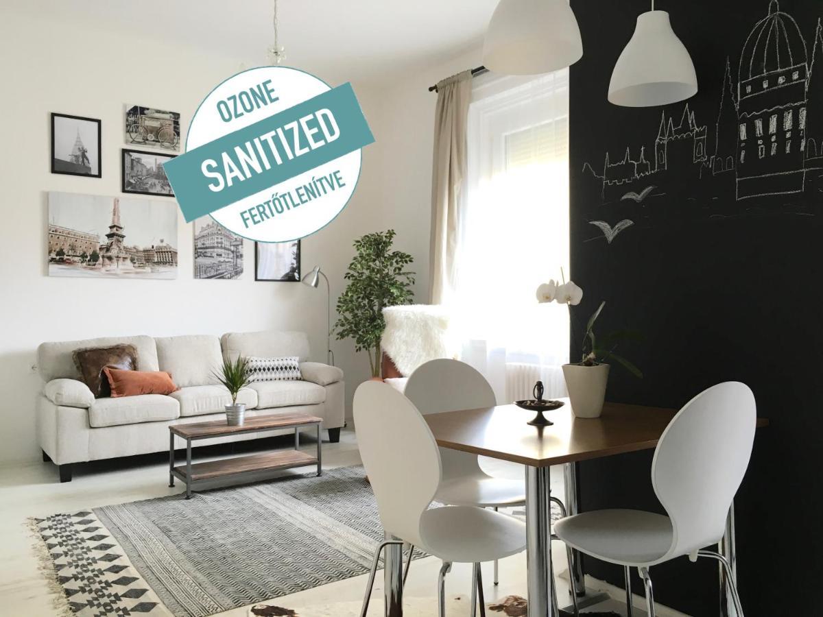 Standard Apartment By Hi5 - Karoly 23 Budapest Exteriör bild